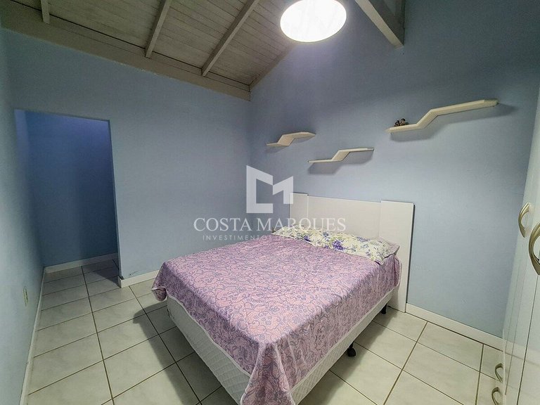 Casa com 04 dormitórios praia de Zimbros