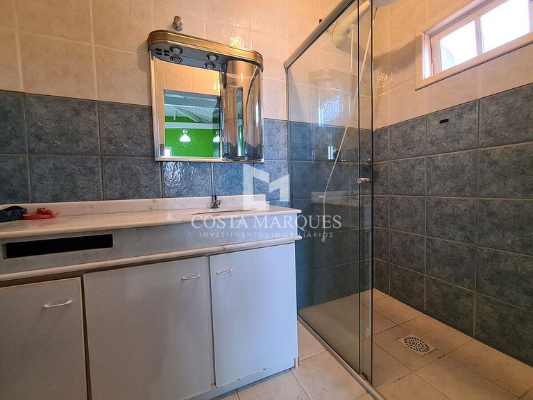 Casa com 04 dormitórios praia de Zimbros