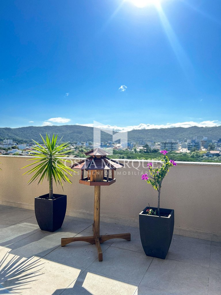 Cobertura com vista para o mar | 3 Suítes | 10 Pessoas