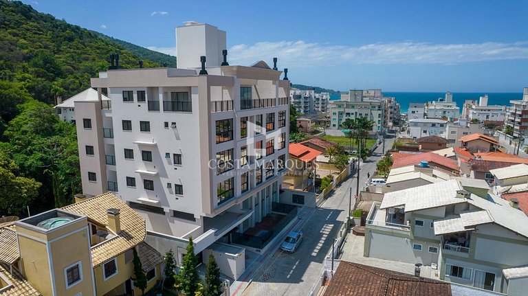 Apartamento em Bombas