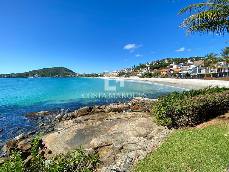 Apto NOVO, com piscina, 250m da praia