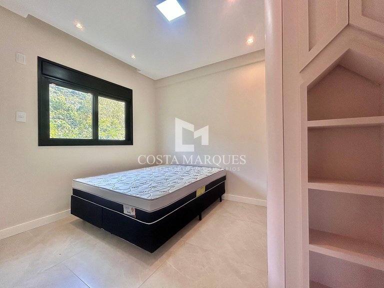 Excelente apartamento em Bombas