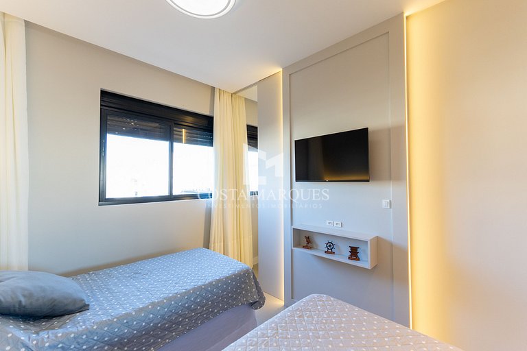 Apartamento 2 suítes com piscina