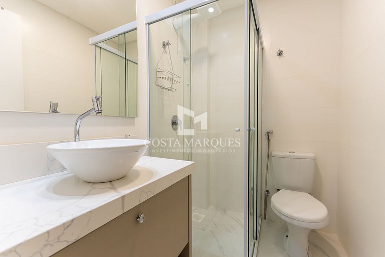 Lindo apartamento 2 suítes com piscina