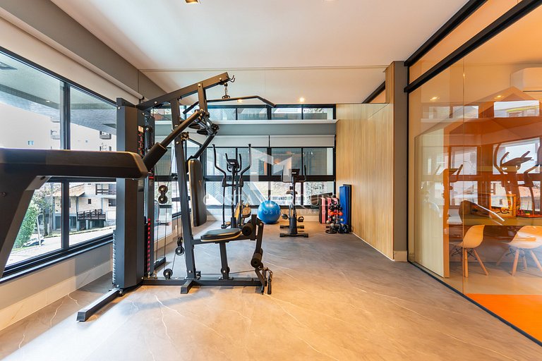 Lindo apartamento 2 suítes com piscina