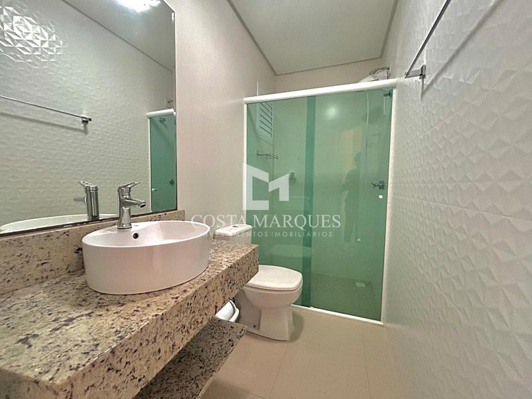 Apartamento 3 dormitórios a 100 metros do mar