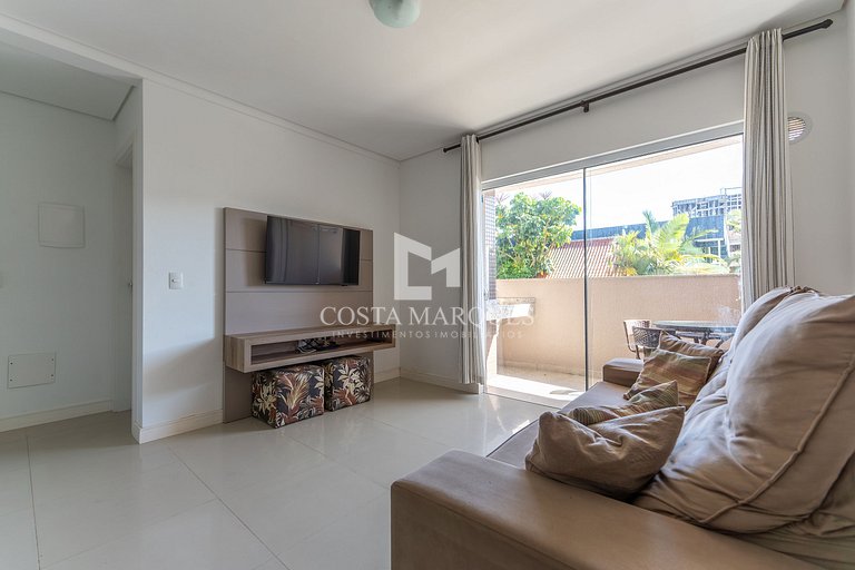 Excelente apartamento 2 dormitórios em Bombas / SC