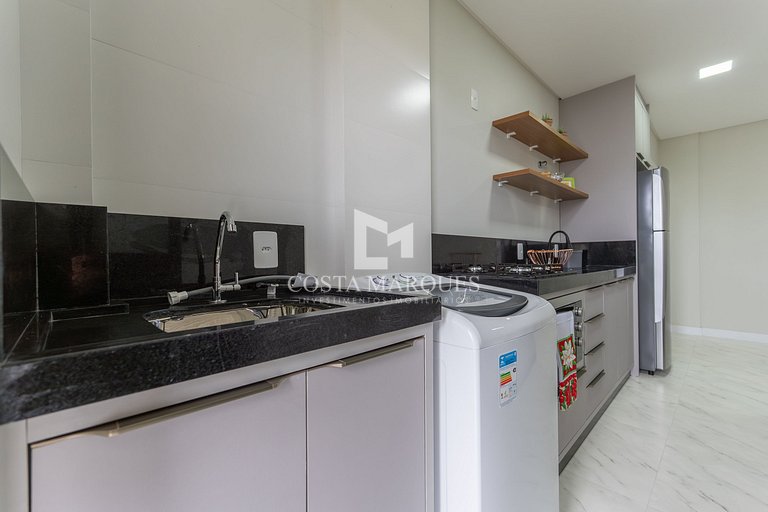 Apartamento 2 suítes com piscina em Bombas / SC