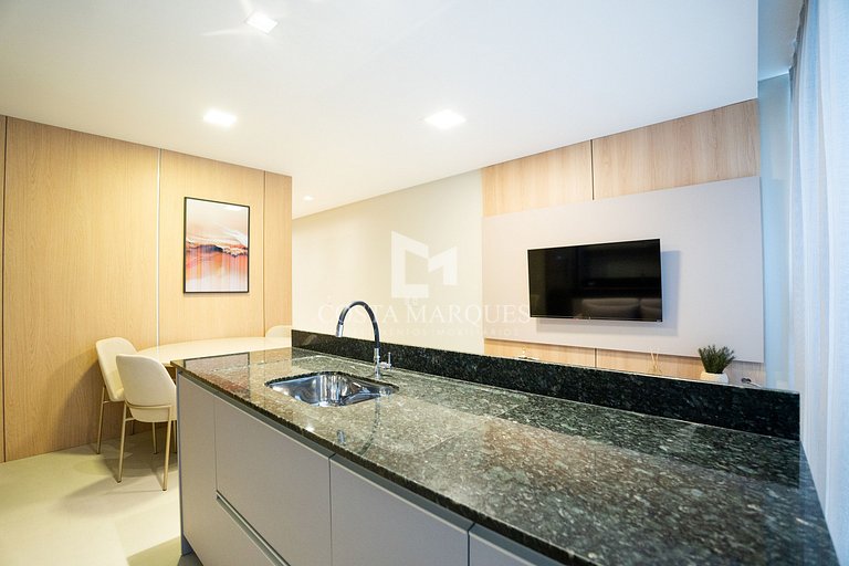 Flat com piscina em Bombas / SC