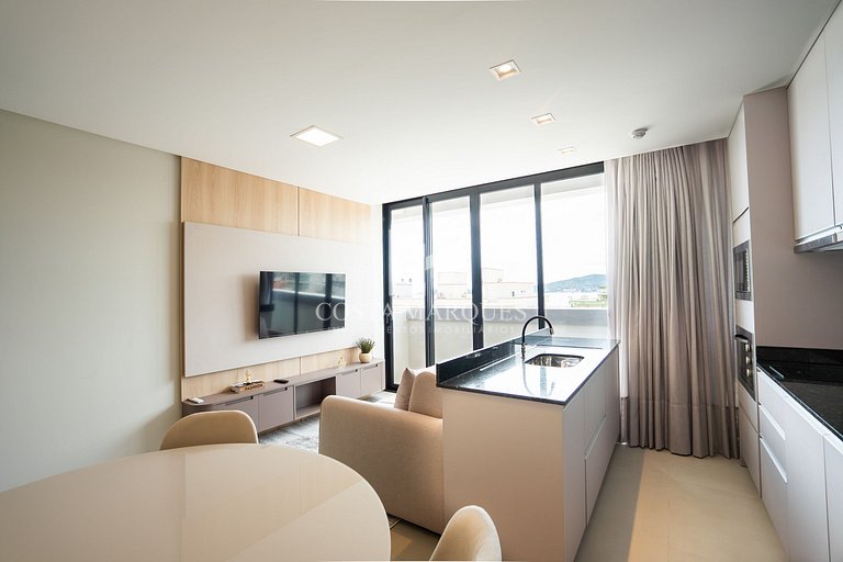 Flat com piscina em Bombas / SC