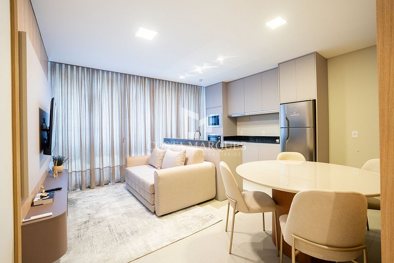 Flat com piscina em Bombas / SC