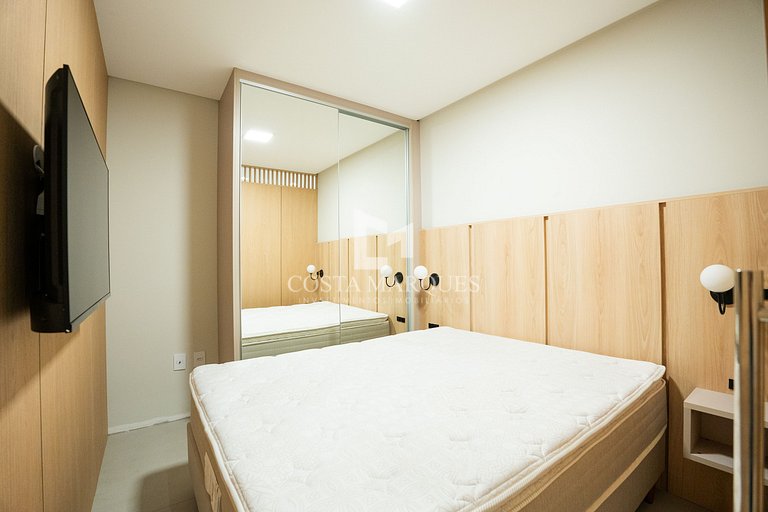 Flat com piscina em Bombas / SC