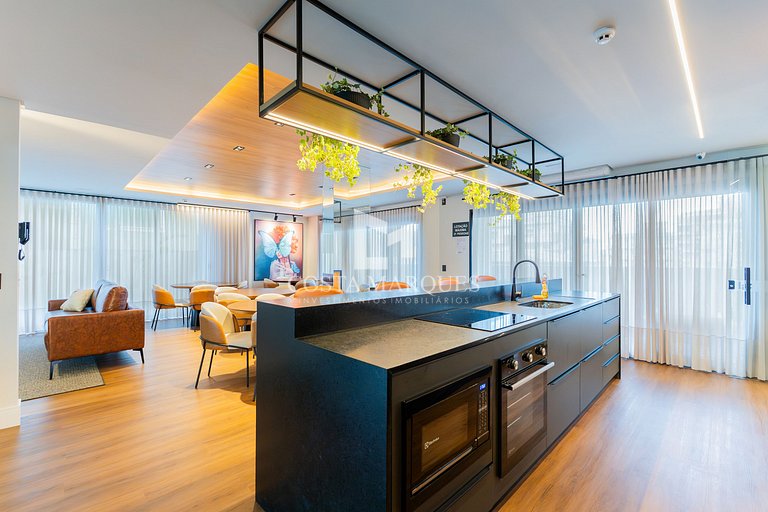 Flat com piscina em Bombas / SC