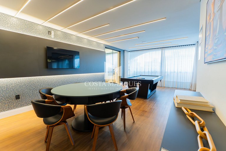 Flat com piscina em Bombas / SC