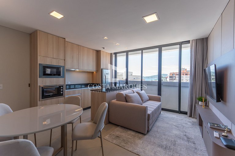 Flat com piscina em Bombas / SC