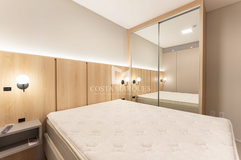 Flat com piscina em Bombas / SC