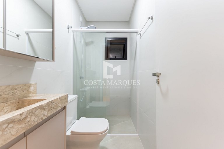 Flat com piscina em Bombas / SC