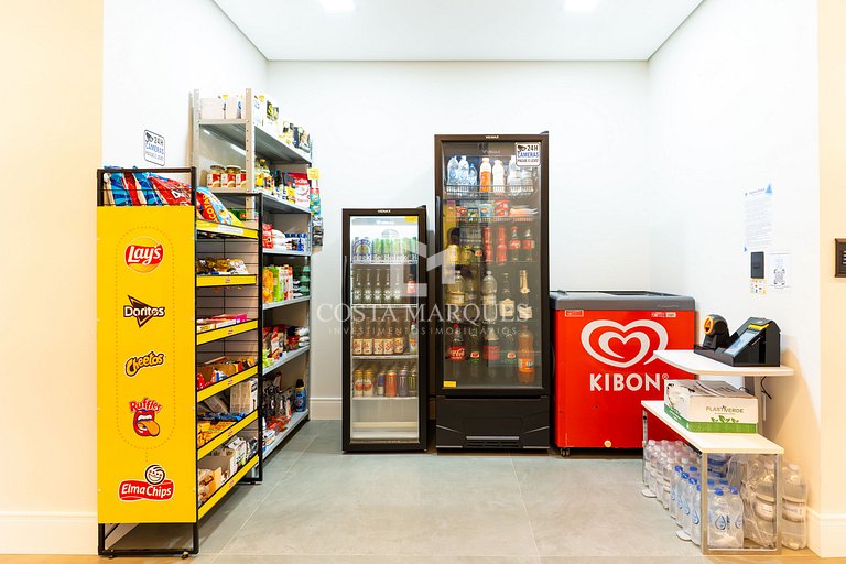 Flat com piscina em Bombas / SC